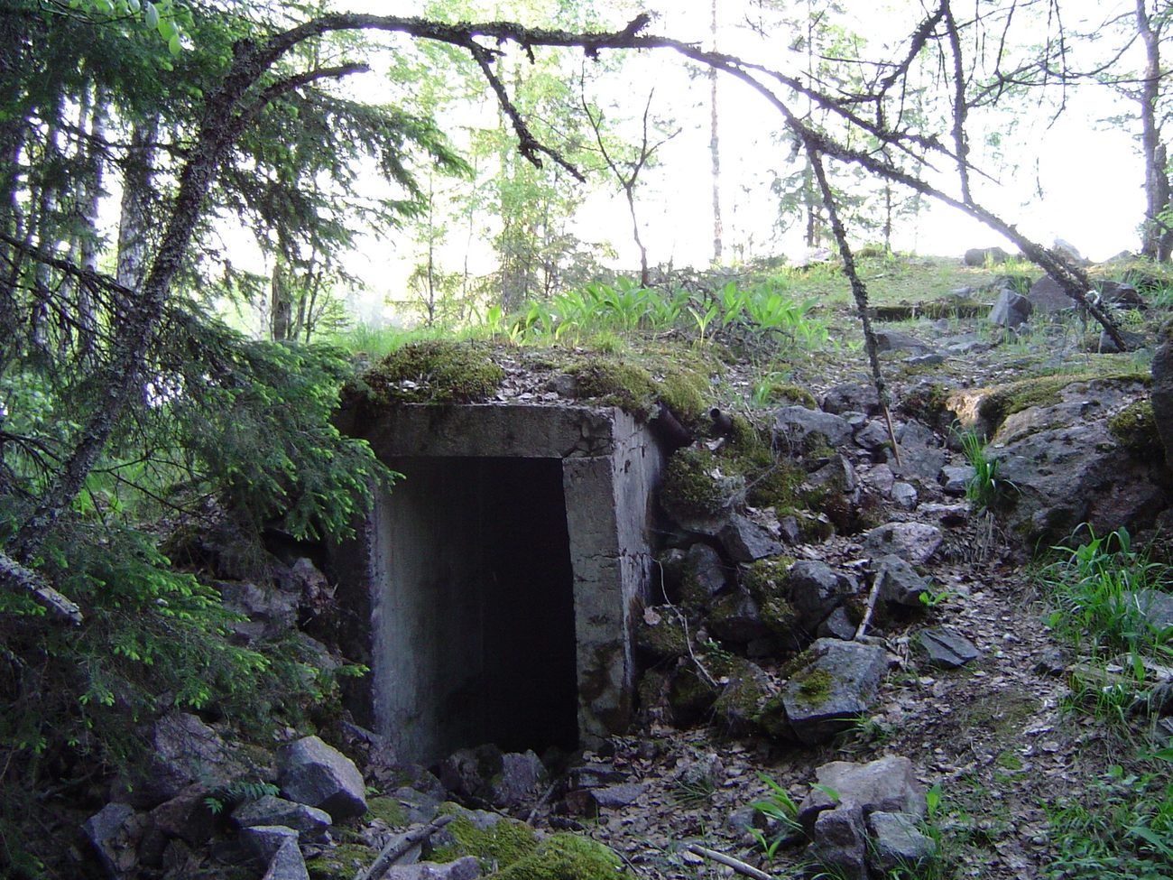 A Soviet bunker in the Meiko forest — Porkkala-lease era