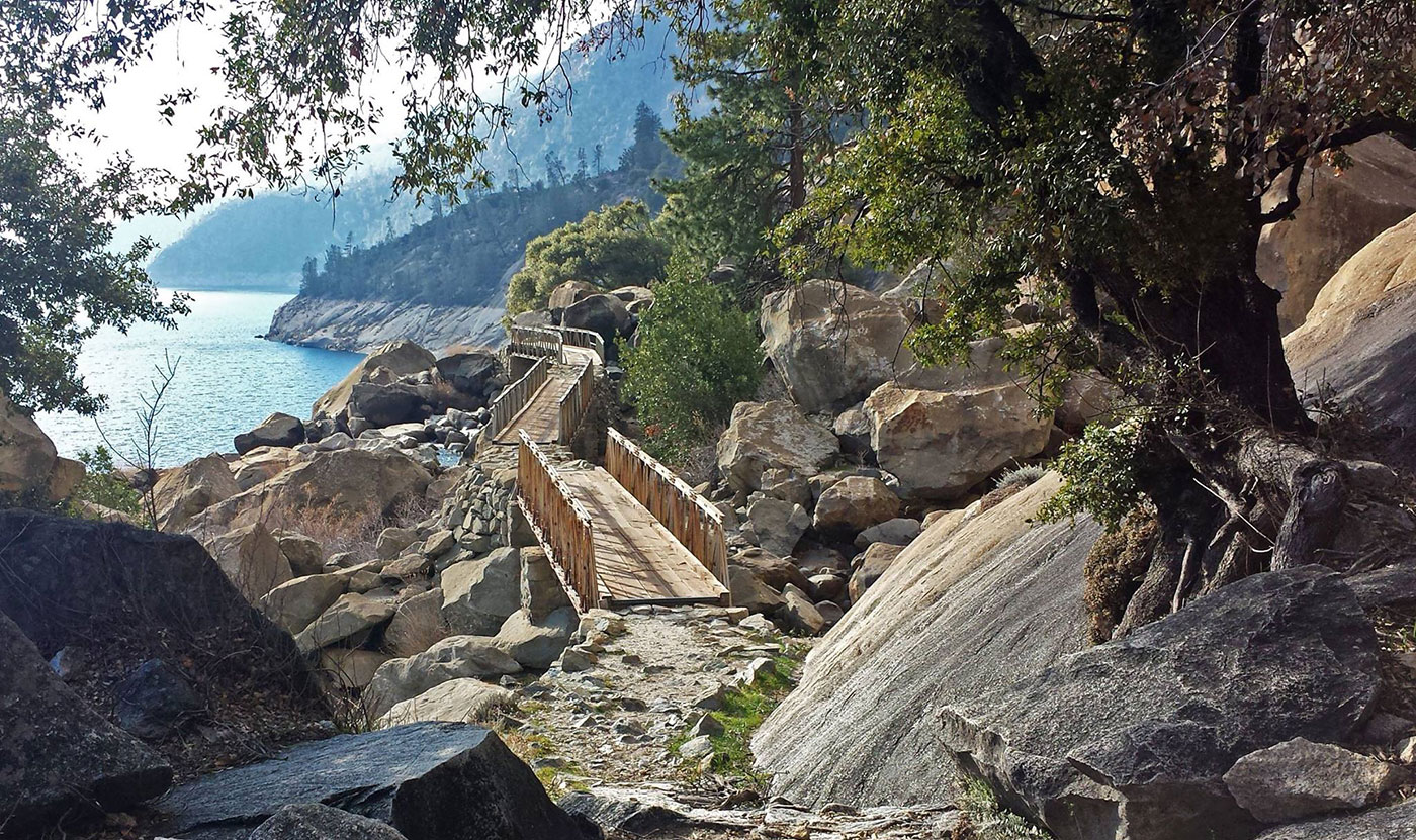 Hetch Hetchy trail and Wapama Falls footbridge